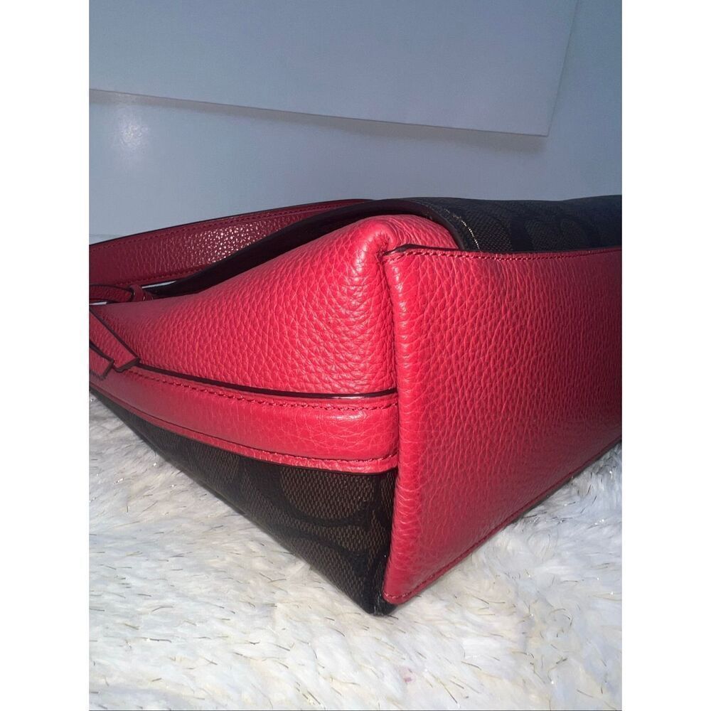 ➡️Coach Marlon Shoulder/Crossbody Handbag Sig Canvas Pebbled Leather F79993 $428 - Picture 5 of 8